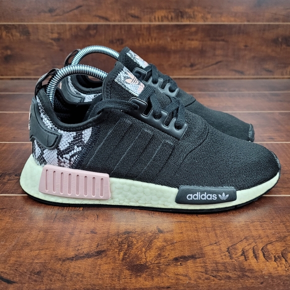 Adidas NMD R1 Reptile Pack Black Pink Athletic Sneakers Womens Size 7.5